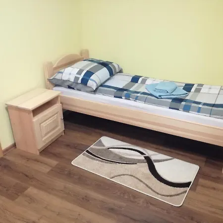 Gasthof Kaptarlevegos Vendeghaz Füzesgyarmat