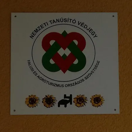 Kaptarlevegos Vendeghaz 4*