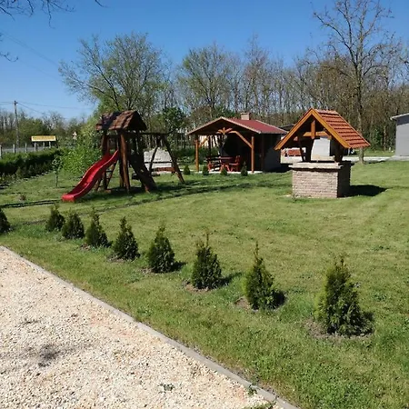 Kaptarlevegos Vendeghaz Guest house Fuzesgyarmat