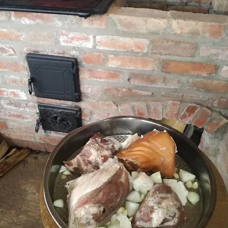 Kaptarlevegos Vendeghaz Gasthof *